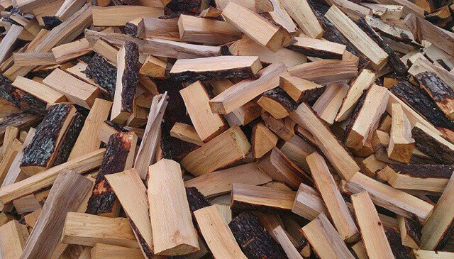 можно ли топить печь еловыми дровами